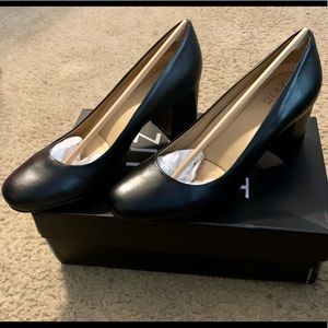 Women Naturalizer Whitney shoe